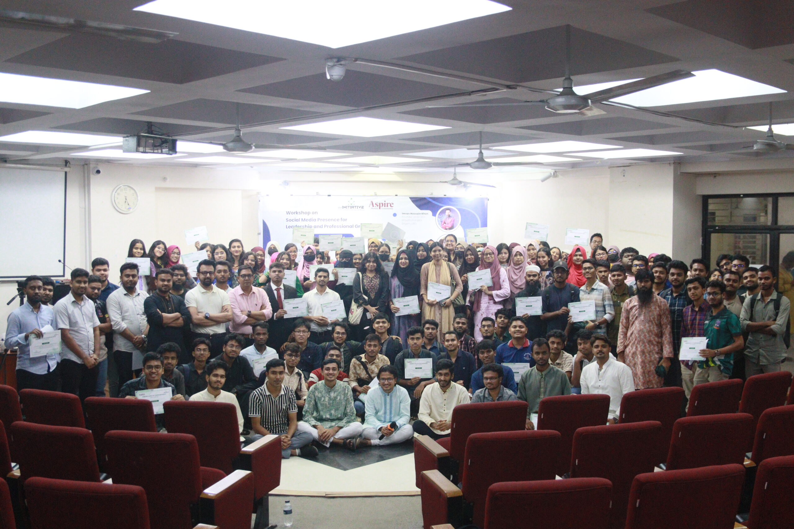 Dot Initiative and Aspire Institute Host Workshop on “Social Media Presence for Leadership and Professional Growth” at Dhaka University